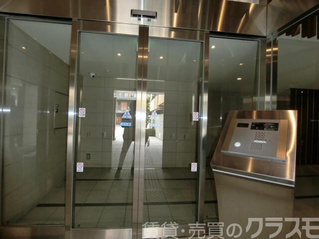 2/3 エントランス