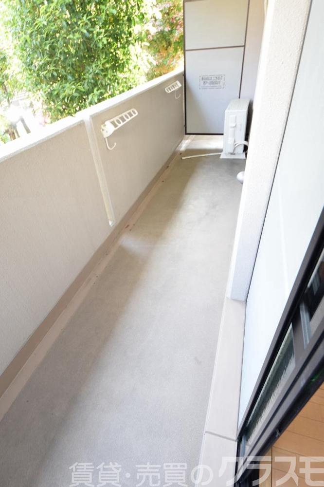 25/30 バルコニー