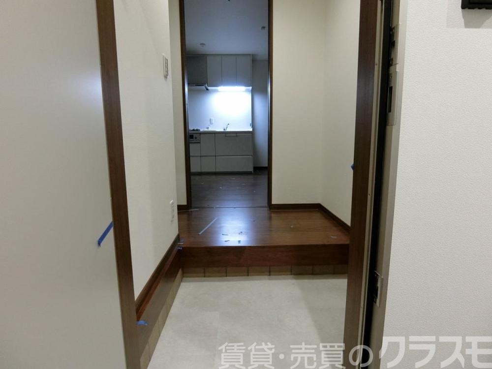 14/30 玄関
