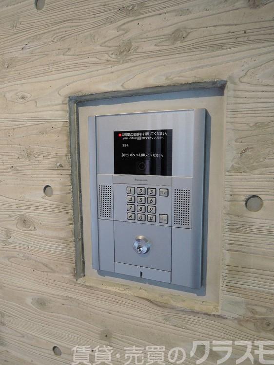 3/4 エントランス