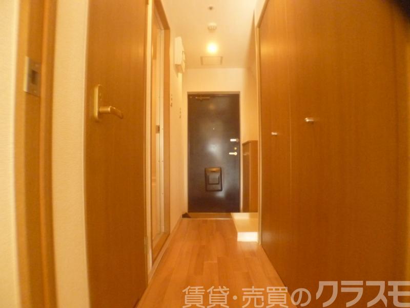 13/30 玄関