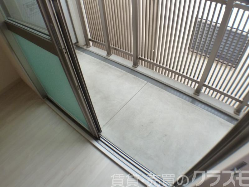 25/30 バルコニー