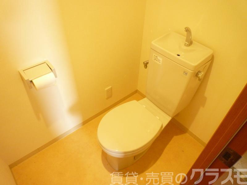 23/30 トイレ