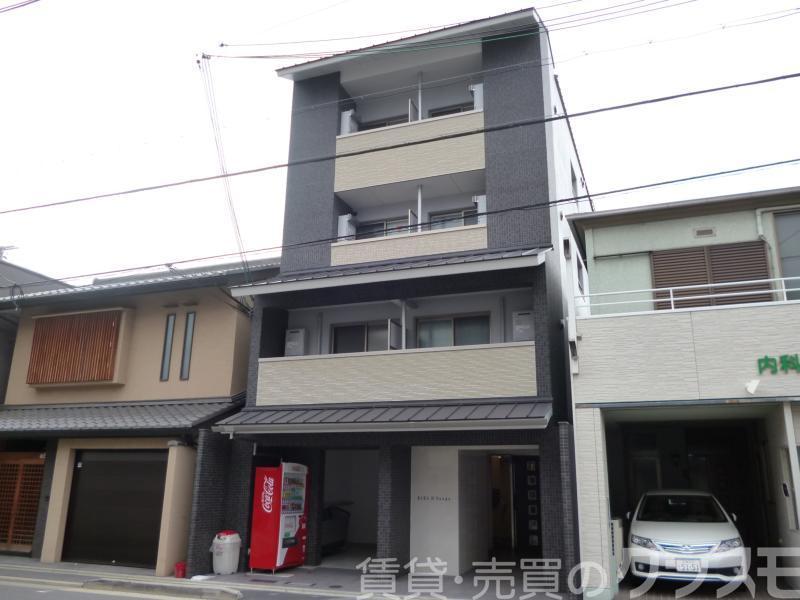 2/2 エントランス