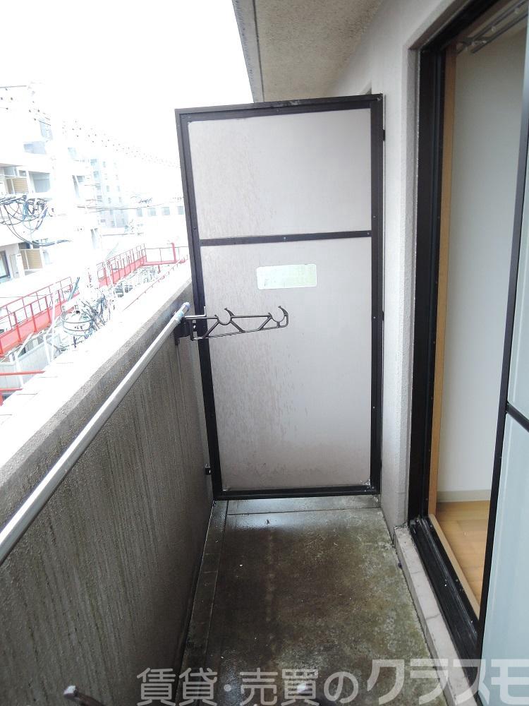 25/30 バルコニー