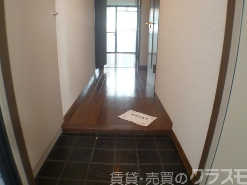 17/30 玄関