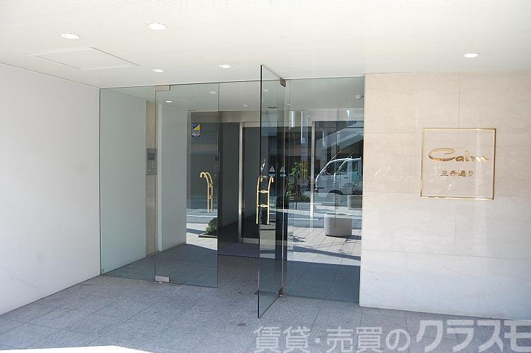 29/30 エントランス