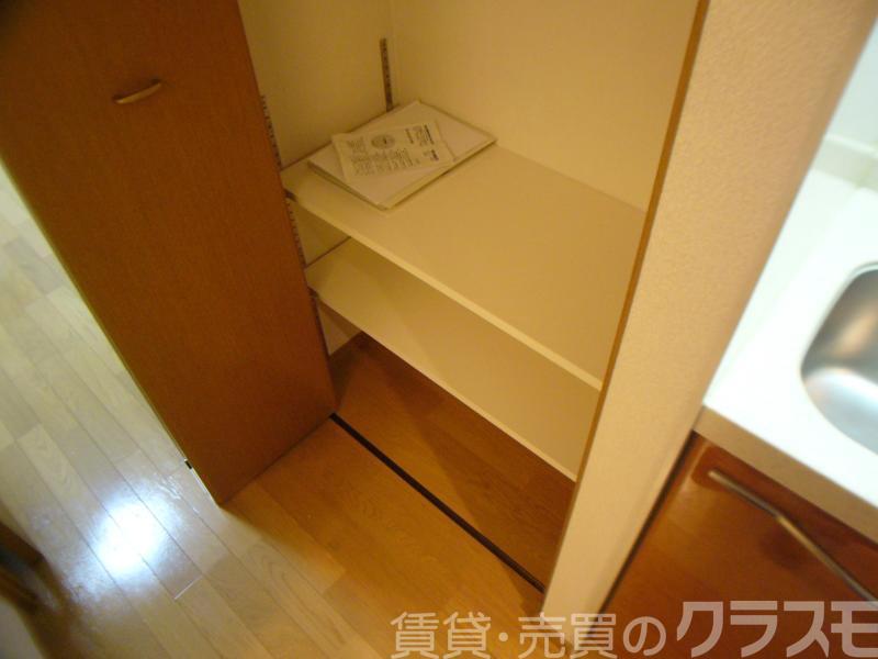 13/30 収納