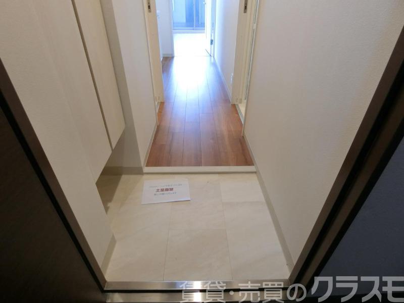 16/30 玄関