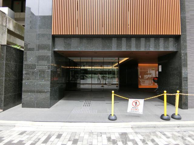 29/30 エントランス