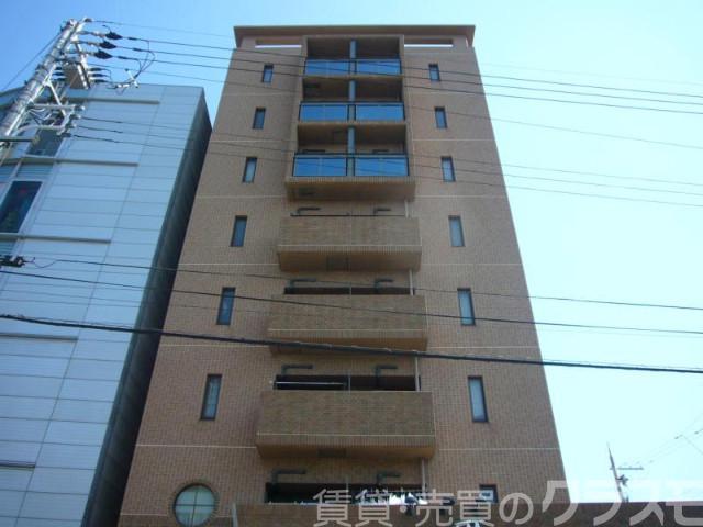 30/30 エントランス