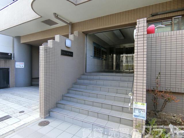 29/30 エントランス