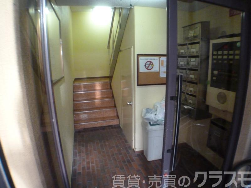 30/30 エントランス