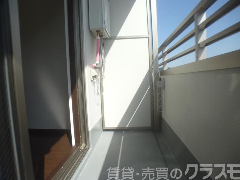 23/30 バルコニー