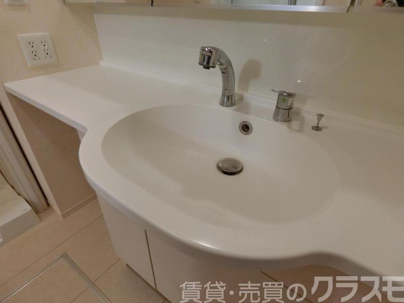 22/30 洗面