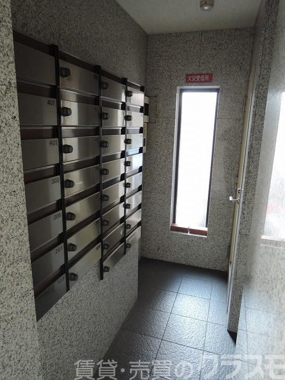 2/4 エントランス