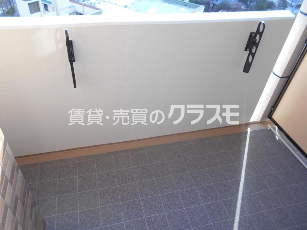 13/18 バルコニー