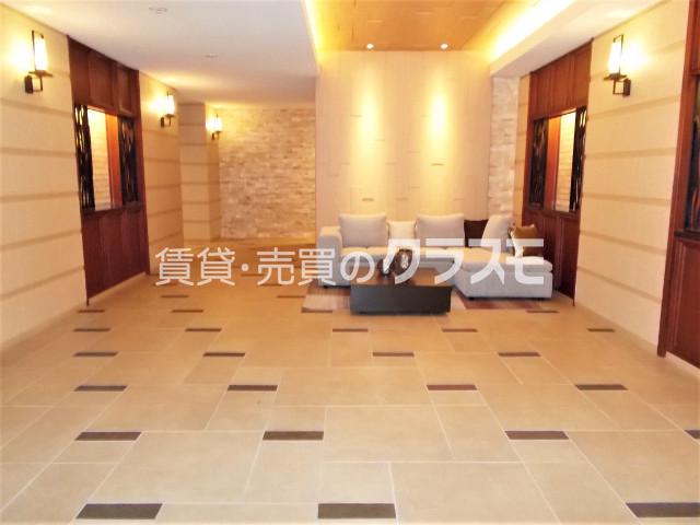 20/30 エントランス