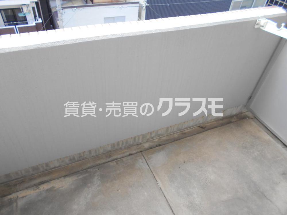 13/16 バルコニー