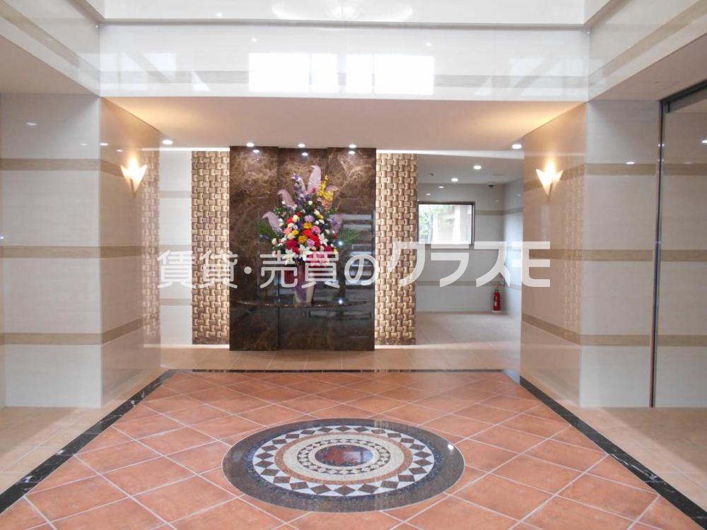 19/20 エントランス