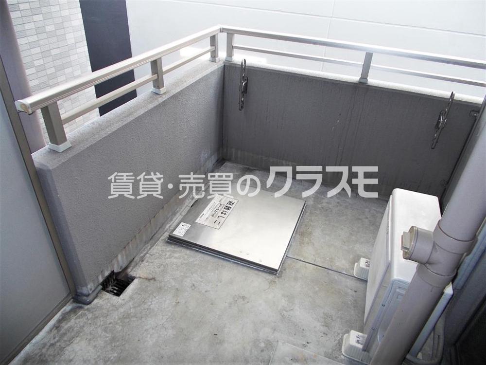 13/30 バルコニー