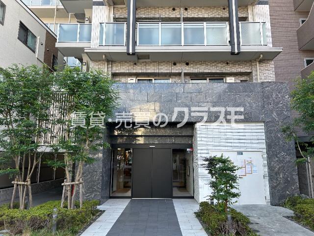 17/27 エントランス