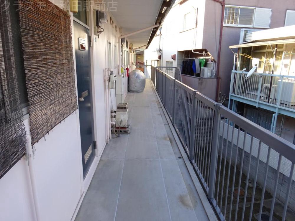 14/20 エントランス