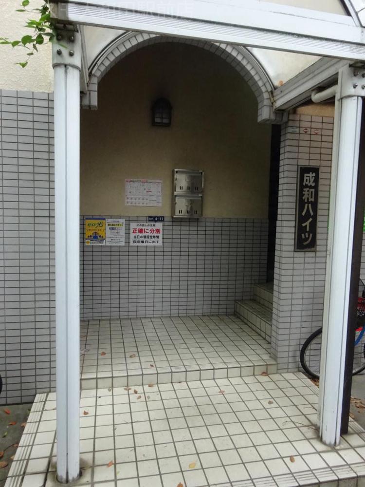 19/24 エントランス