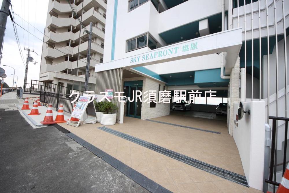 22/29 エントランス