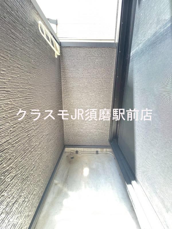 16/27 バルコニー