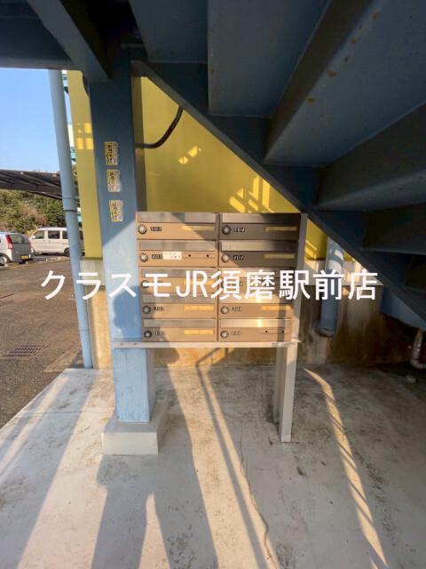 24/30 エントランス