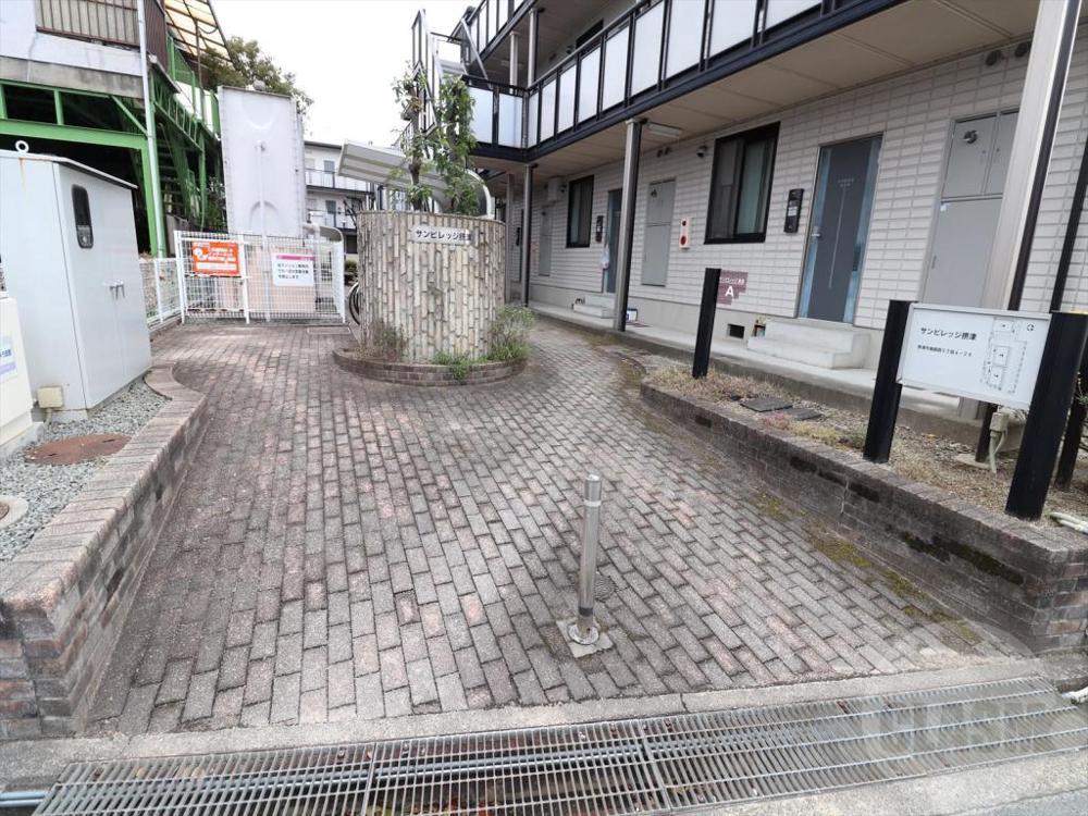 16/24 エントランス