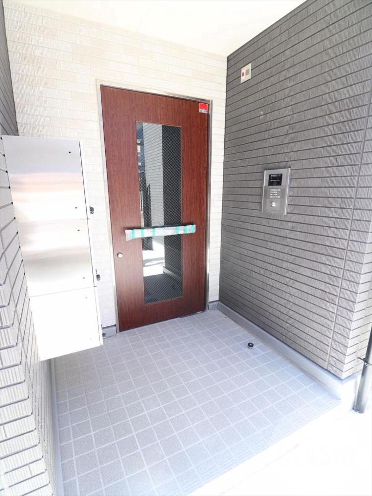 22/29 エントランス