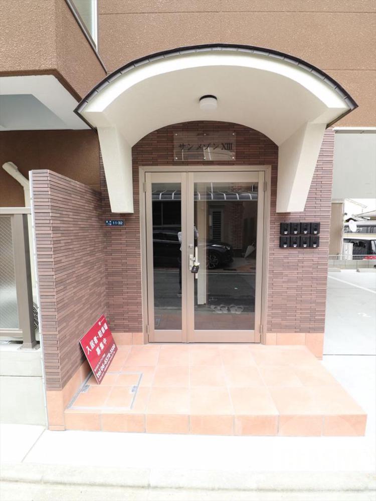 22/29 エントランス