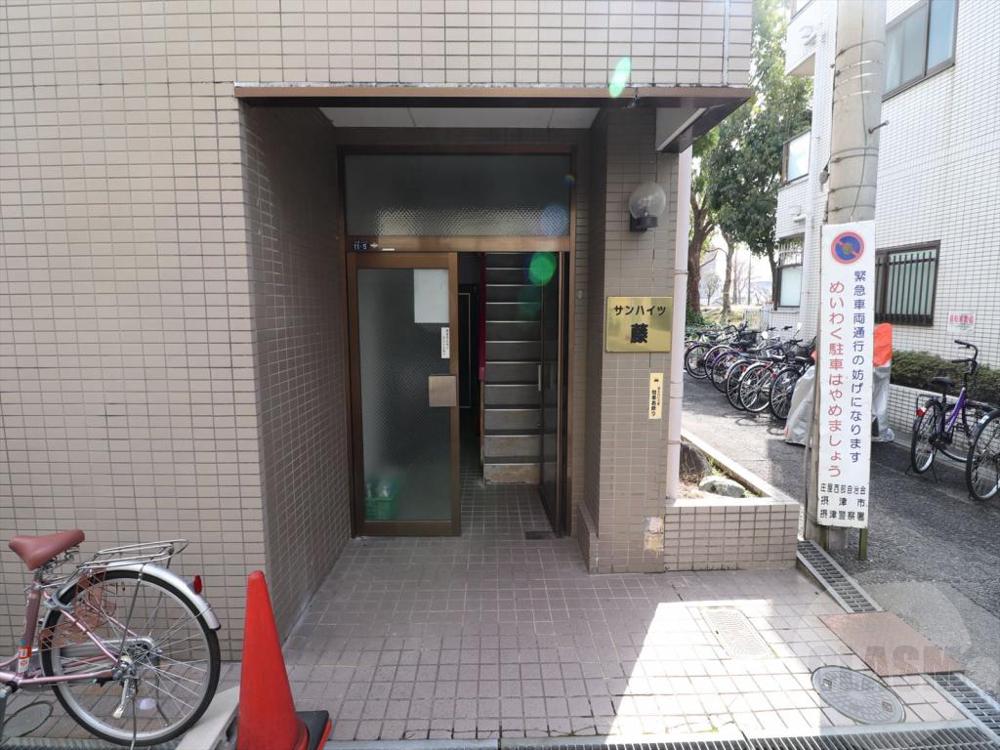 16/24 エントランス