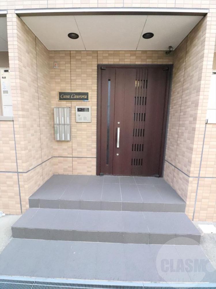 22/30 エントランス