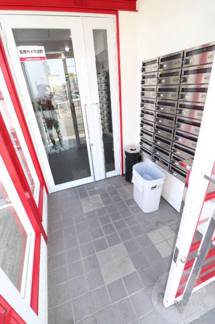 22/30 エントランス