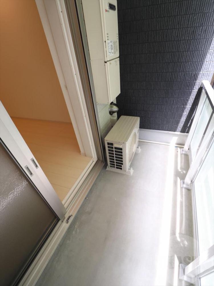 18/30 バルコニー