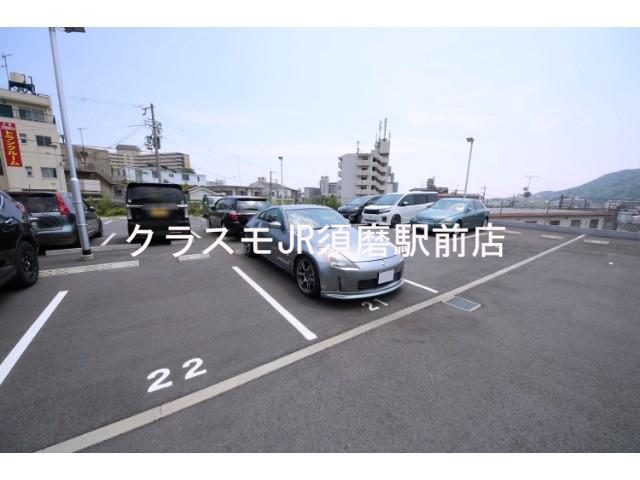 17/25 駐車場