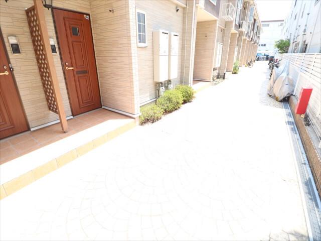 22/29 エントランス