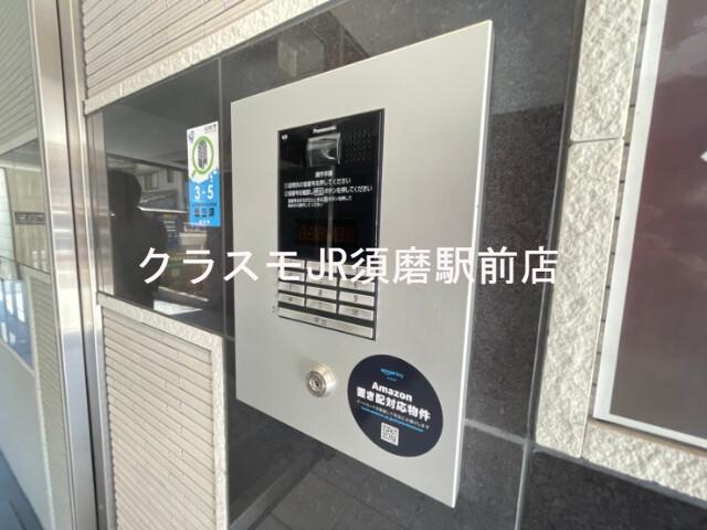 20/30 エントランス