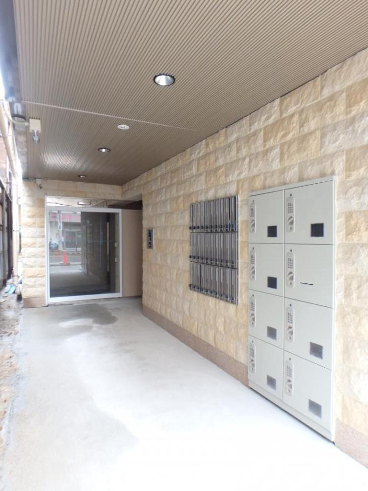 2/3 エントランス