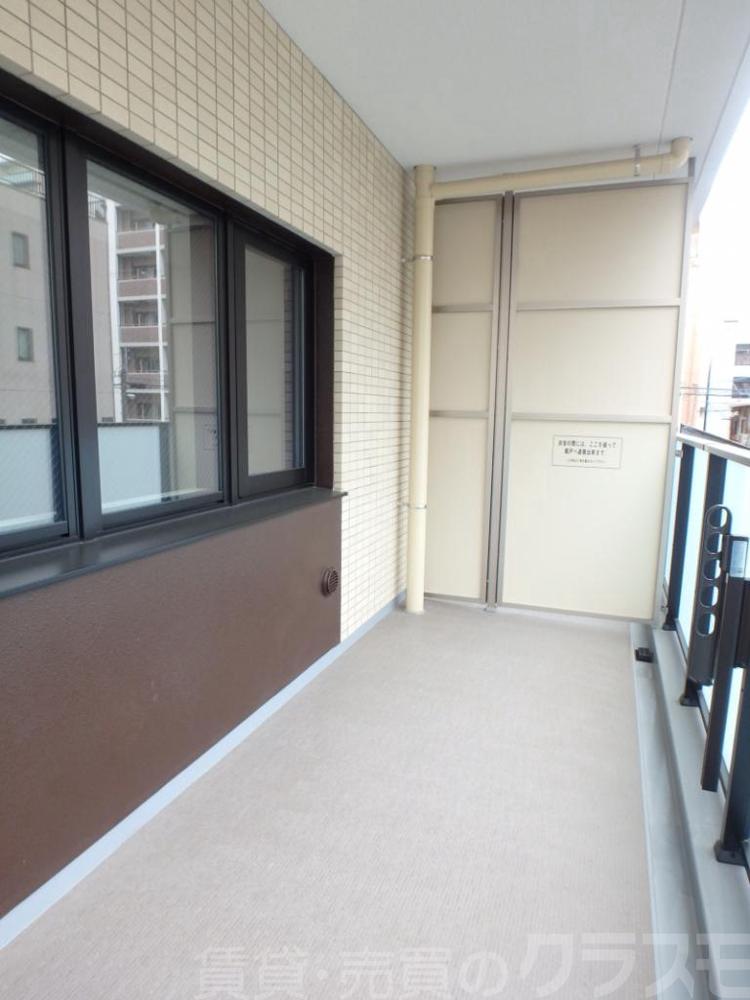 25/30 バルコニー