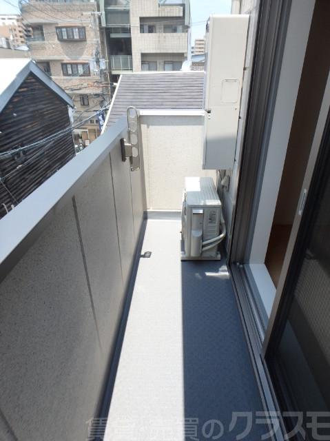 16/27 バルコニー