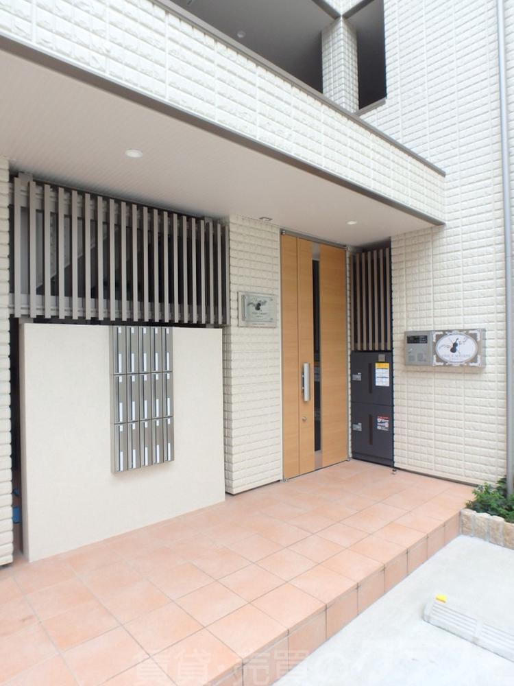 19/24 エントランス