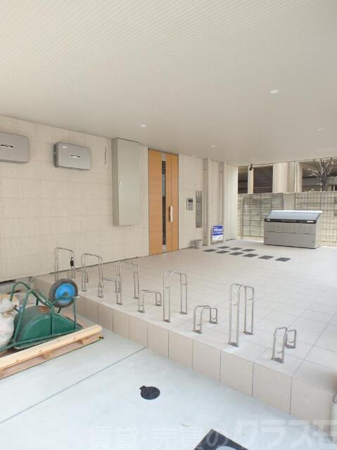 19/28 エントランス