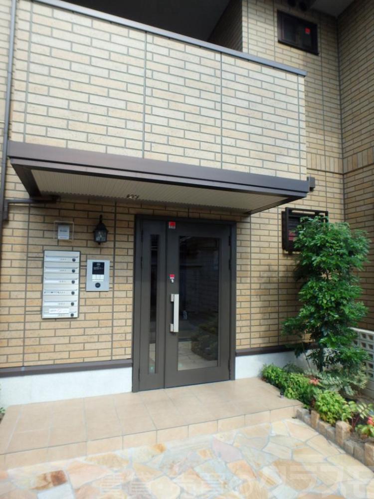 4/10 エントランス