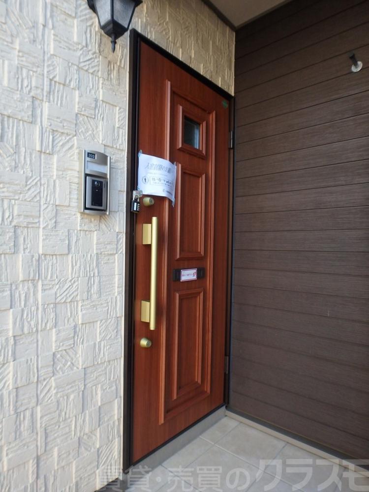 14/23 エントランス