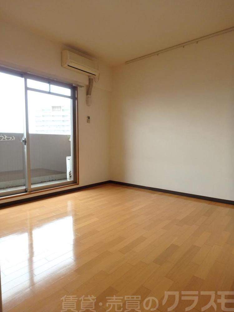 19/25 バルコニー