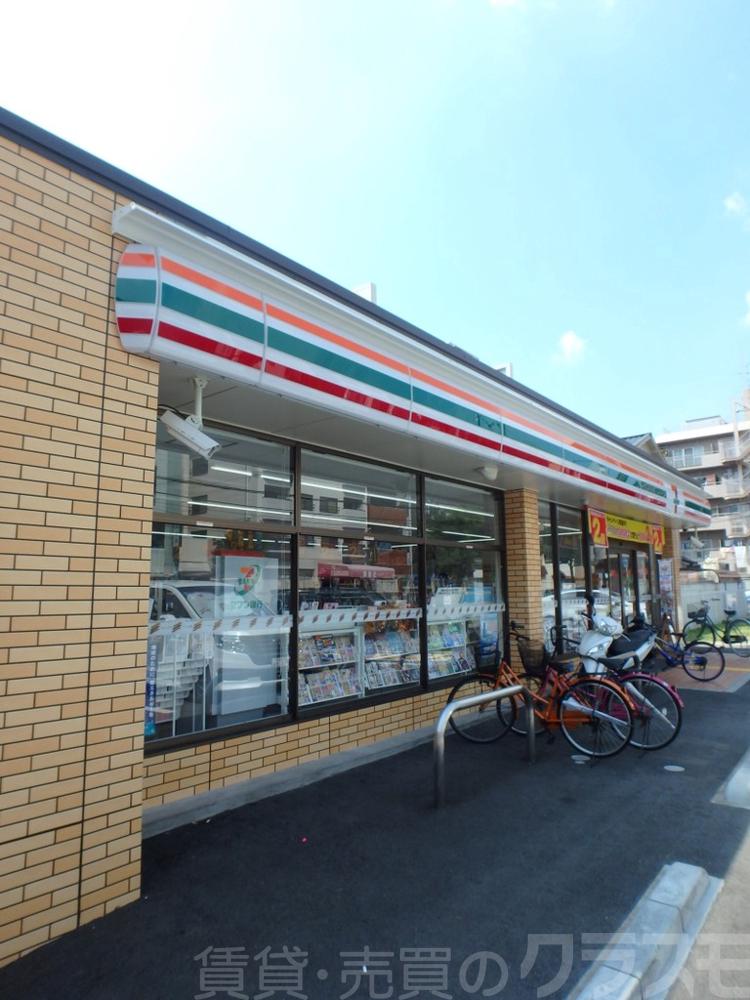 7/11 周辺